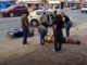 Motociclista queda lesionado en choque con vehículo