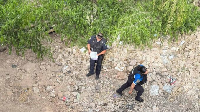 Municipales rescatan a mujer a punto de morir de una sobredosis en la colonia Centro