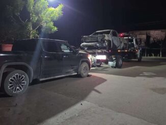 Aseguran vehículos, ponchallantas y cartuchos en Sinaloa